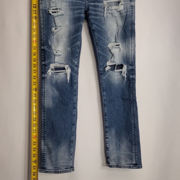 Distressed Blue Jeans for Men - Picture 4 of 6